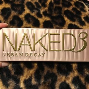 Urban Decay 3 eyeshadow palette